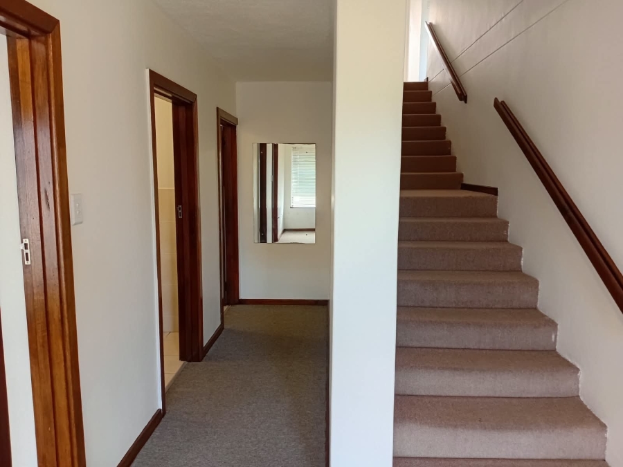2 Bedroom Property for Sale in Beacon Bay Eastern Cape